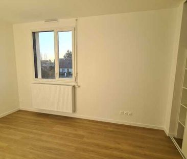 Location Maison 97 m² - Photo 4