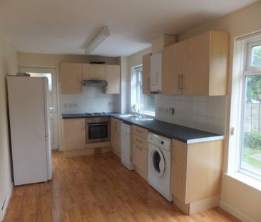 3 bedroom house to rent - Photo 2