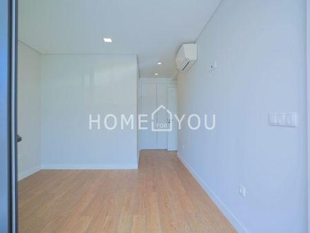 1 room luxury Flat for rent in Cascais e Estoril, Cascais, Lisbon - Photo 3