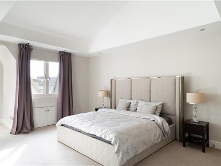 Charles Street, Mayfair - Photo 4