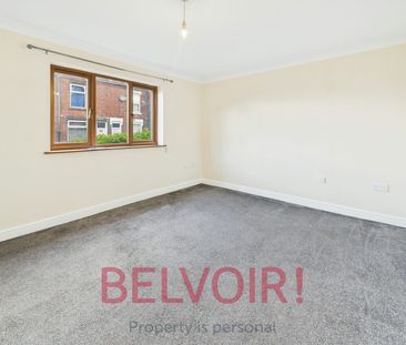 Town house to rent on - Photo 1