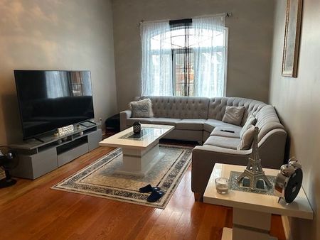 For Lease - 531 Reeves Way Boulevard Unit# Main, Whitchurch-Stouffville, Ontario - Photo 2