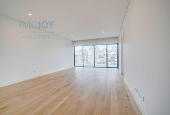 Apartamento T4 em Lisboa