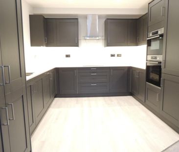 2 bedroom flat to rent - Photo 6