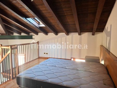 Bilocale piazza Garibaldi, Centro Storico, Desenzano del Garda - Photo 3