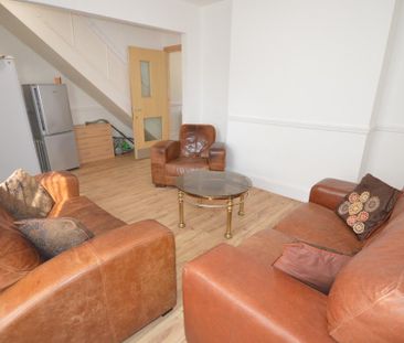 Bournemouth Osborne Road Winton, BH9, Dorset - Photo 2