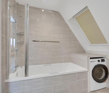 2 bedroom penthouse to rent - Photo 5