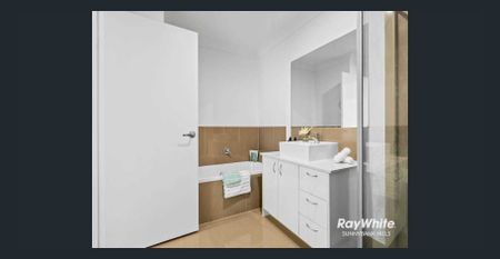 3 Bedroom Townhouse $650PW Available 6 Jan 2026 - Photo 3