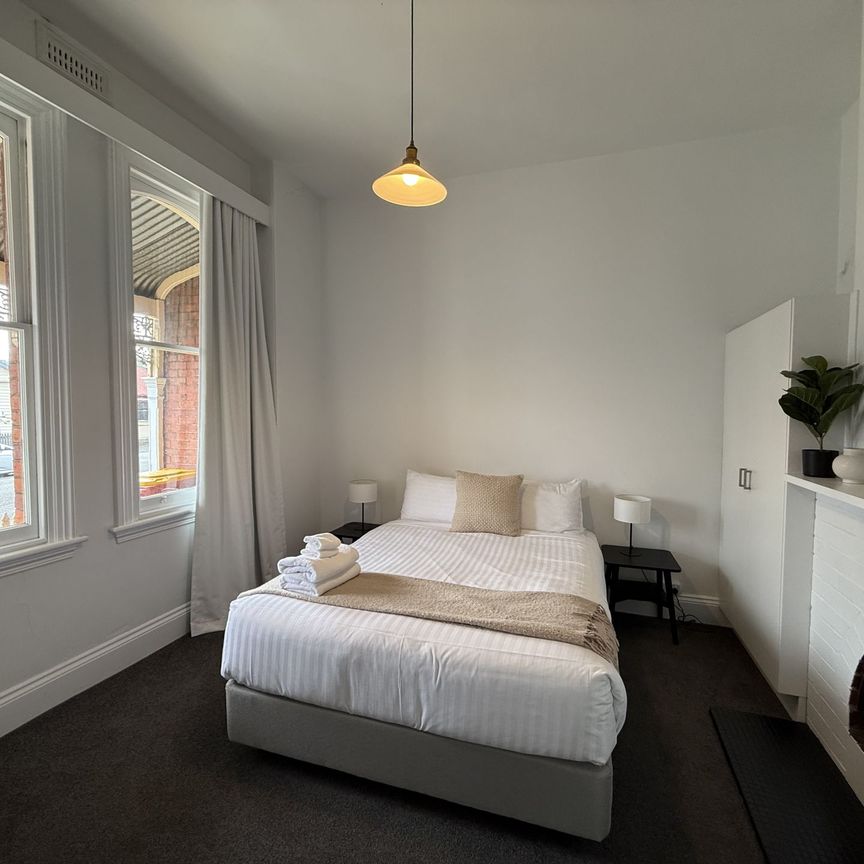 Charming Furnished Two-Bedroom Cottage, Love Living Here - Photo 1