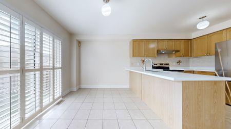 For Lease - 4783 Apple Blossom Circle, Mississauga, Ontario - Photo 5