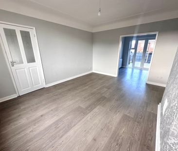 Prenton Village Road, Prenton - Photo 1