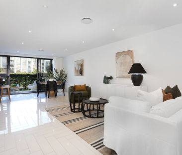 Luxury Living in the Heart of Royal Pines - Photo 5