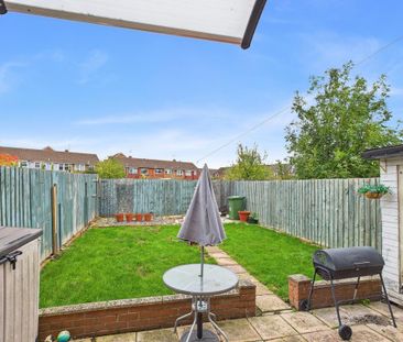 3 bedroom terraced house to rent - Photo 2