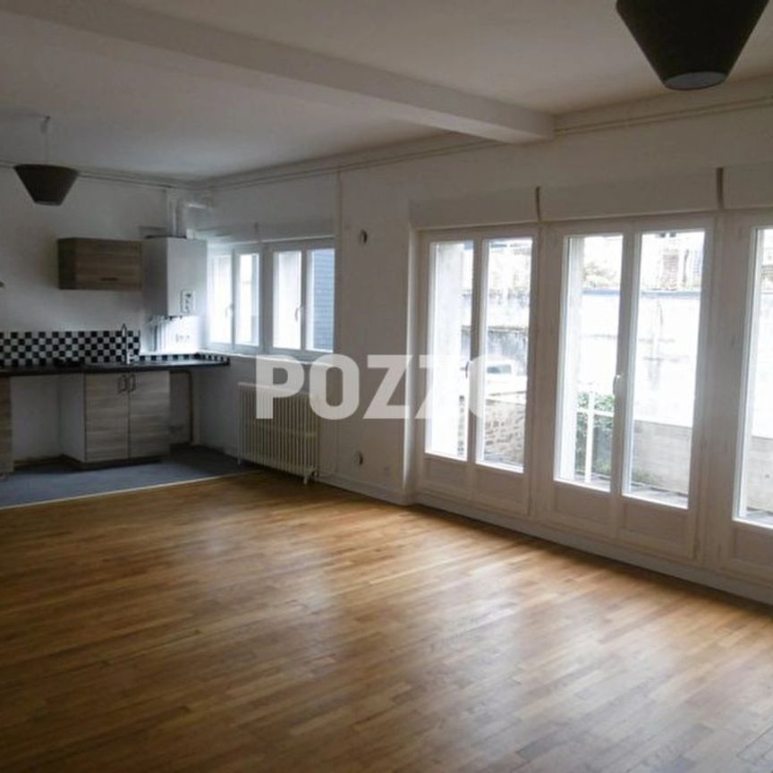 Location : appartement T5 (105 m²) à VIRE NORMANDIE - Photo 1