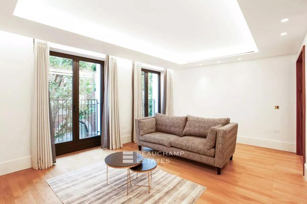 A modern one bedroom apartment set within the prestigious Lancer Square development. - Photo 1