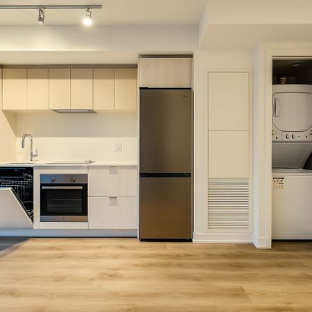 For Lease - 1 Jarvis Street Unit# 509, Hamilton, Ontario - Photo 2