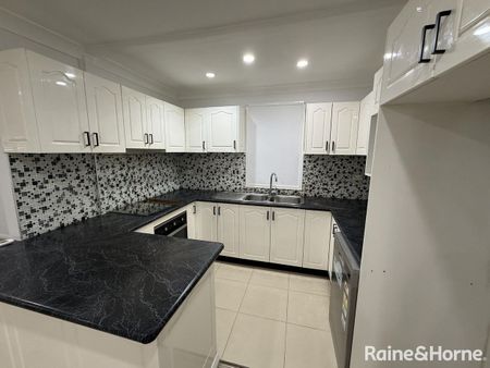 1 Day Place, Prospect, NSW 2148 - Photo 2