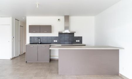 Location appartement 3 pièces - Photo 2