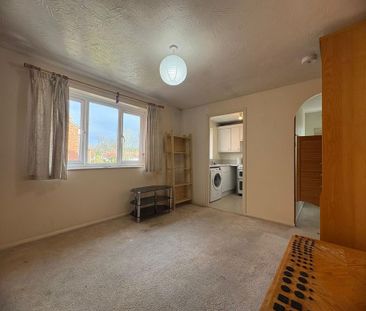 1 bedroom flat to rent - Photo 5