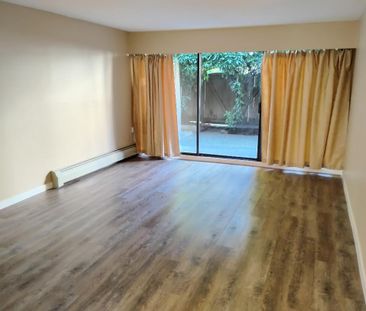 Forest Manor Ground Floor One Bedroom with Large Patio - Photo 5