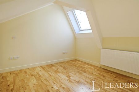 2 bedroom maisonette to rent South Road, Harlow, CM20 - Photo 3