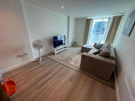 1 bedroom flat to rent - Photo 3