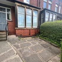 Cardigan Road - Photo 1
