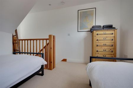 2 bedroom townhouse to rent - Photo 5