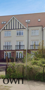 Albany Court, Leigh-On-Sea - Photo 4