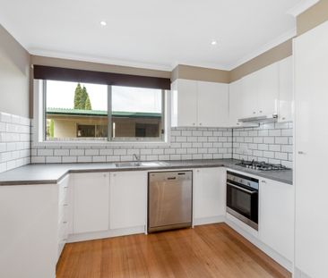 36 Buffalo Ave Corio - Photo 4