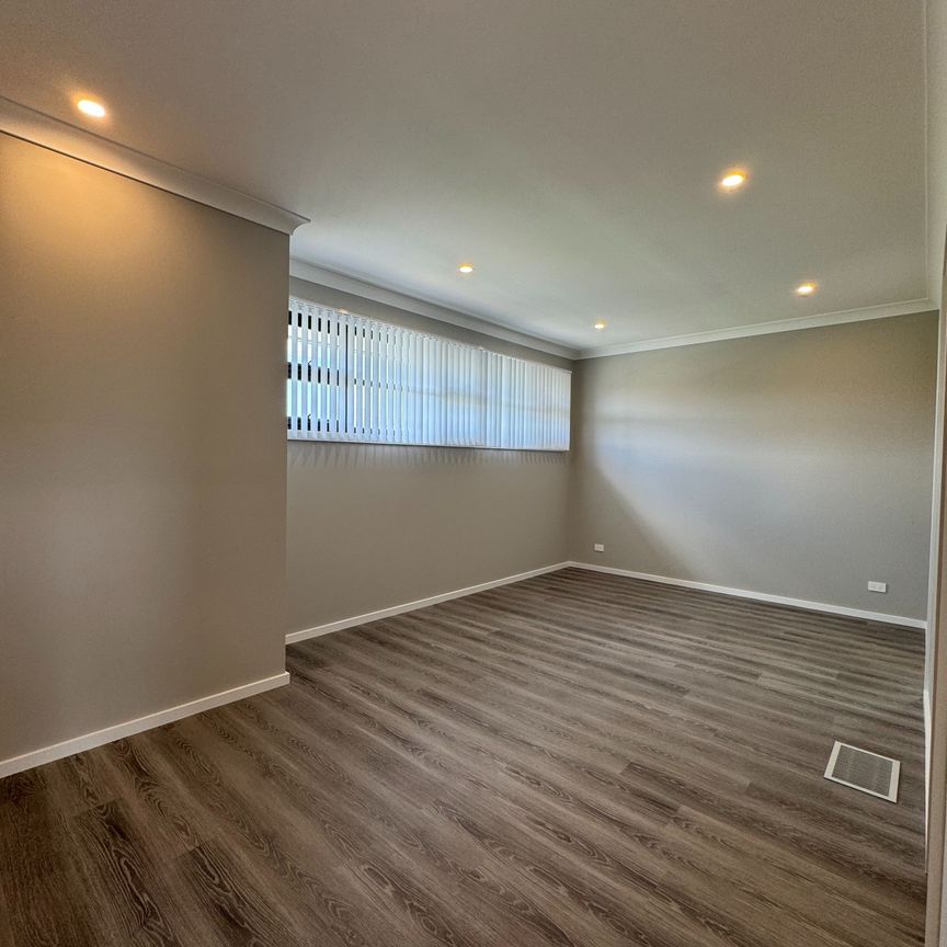 Coastal 4 Bedroom - 3.5 Bathroom - Stunning New Build - Ducted Air Con - Photo 1