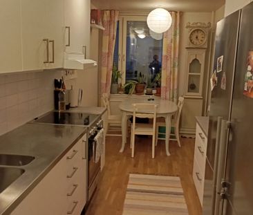 Fäbodvägen, Skogås - Photo 3