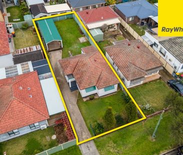 MODERN COMFORT MEETS CLASSIC CHARM - Photo 4