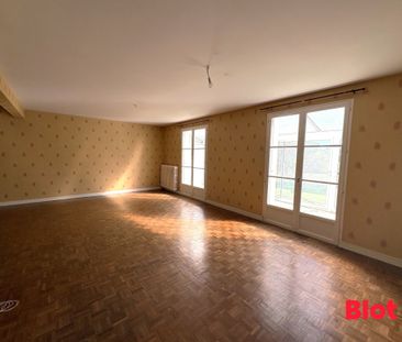 Location Maison 5 pièces 137m² BRUZ 35170 - Photo 1