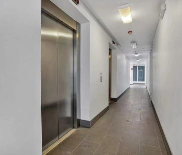 Modern Apartment in the Heart of the City – Stylish, Secure & Conve... - Photo 4