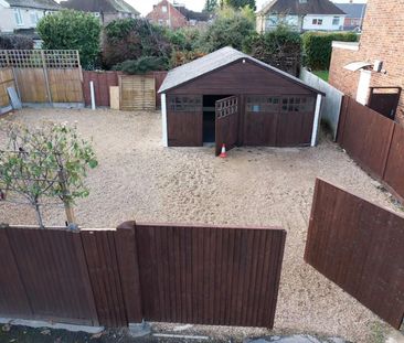 1 bedroom Property To Let Total Size: 1260 SQ FT - Photo 2