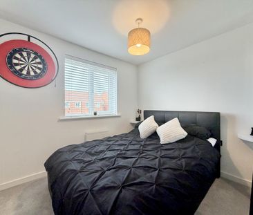 3 bedroom semi-detached house to rent - Photo 4