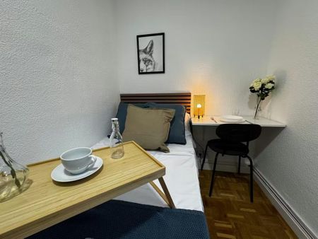 Calle de Sambara, Madrid, Community of Madrid 28027 - Photo 5