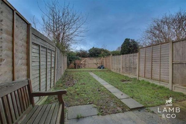 Newington Gardens, Clacton-on-sea, CO15 - Photo 1