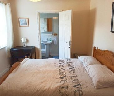 One Double Bedroom Available, 8 Cromwell Road, Belfast, BT7 1JW - Photo 5