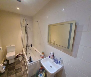 2 bedroom house to rent - Photo 1