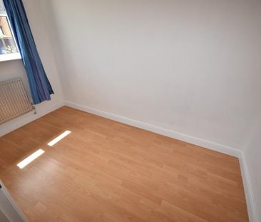 2 bedroom semi-detached house to rent - Photo 6