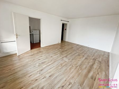 Appartement Poissy 2 pièces Centre-ville dans petite copropriété, - Photo 2