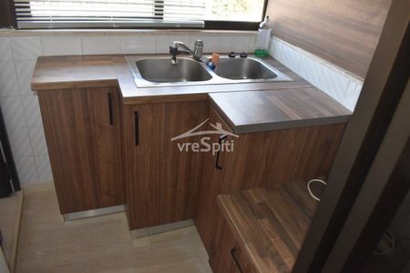 Studio/Γκαρσονιέρα για ενοικίαση Λόφος Βελισσαρίου - Λούτσα (Ιωάννινα) - Φωτογραφία 4