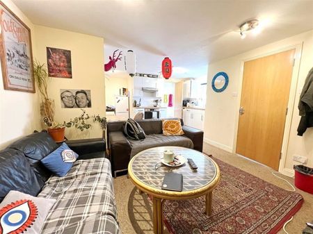 Nags Head Hill, Bristol, BS5 8QL - Photo 2