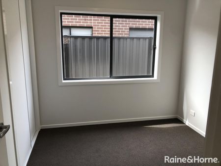 Fabulous 4Br Home in the Heart of "The Grove" in Tarneit! - Photo 3