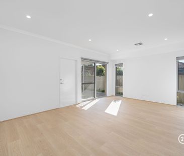 Cannington - Photo 1