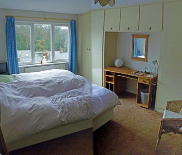 4 bedroom private hall to rent - Photo 2