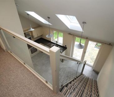 3 bedroom semi-detached house to rent - Photo 5