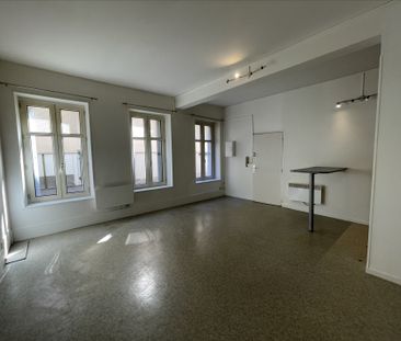 Location Appartement 1 pièce 35m² - Photo 1
